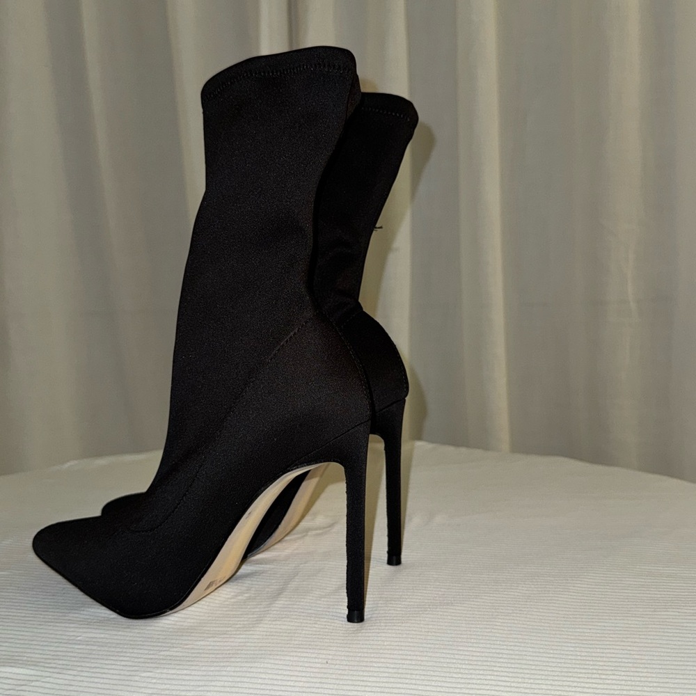Elegant Black Women's Stiletto Boots - Picture 3 of 3